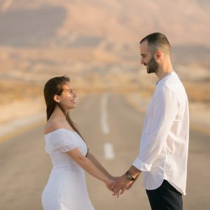 bride and groom in the desert of israel by stravo